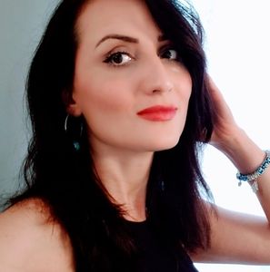 Meet your Posher, Shirin